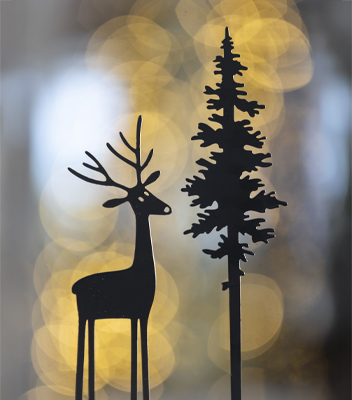 Vivai-Tomasi-decorazioni-natalizie Decorazione natalizia in metallo nero che rappresenta una renna e un albero